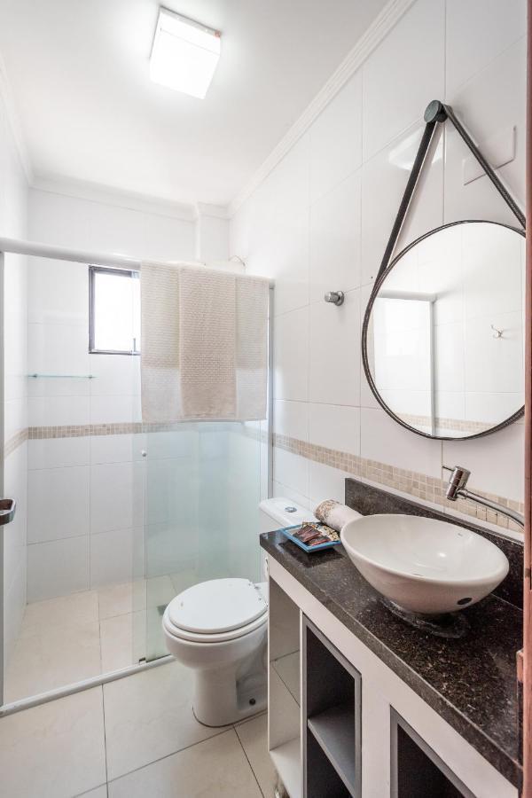 O Melhor Do Centro! Apto 01 Dormitorio Com Garagem E Ar Condicionado Balneário Camboriú Exterior foto